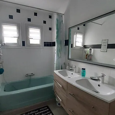 Chez Lolo Double 14,60 M2 בית אירוח פסאק